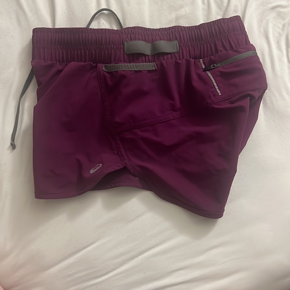 ASICS Running Shorts - Picture 2 of 6
